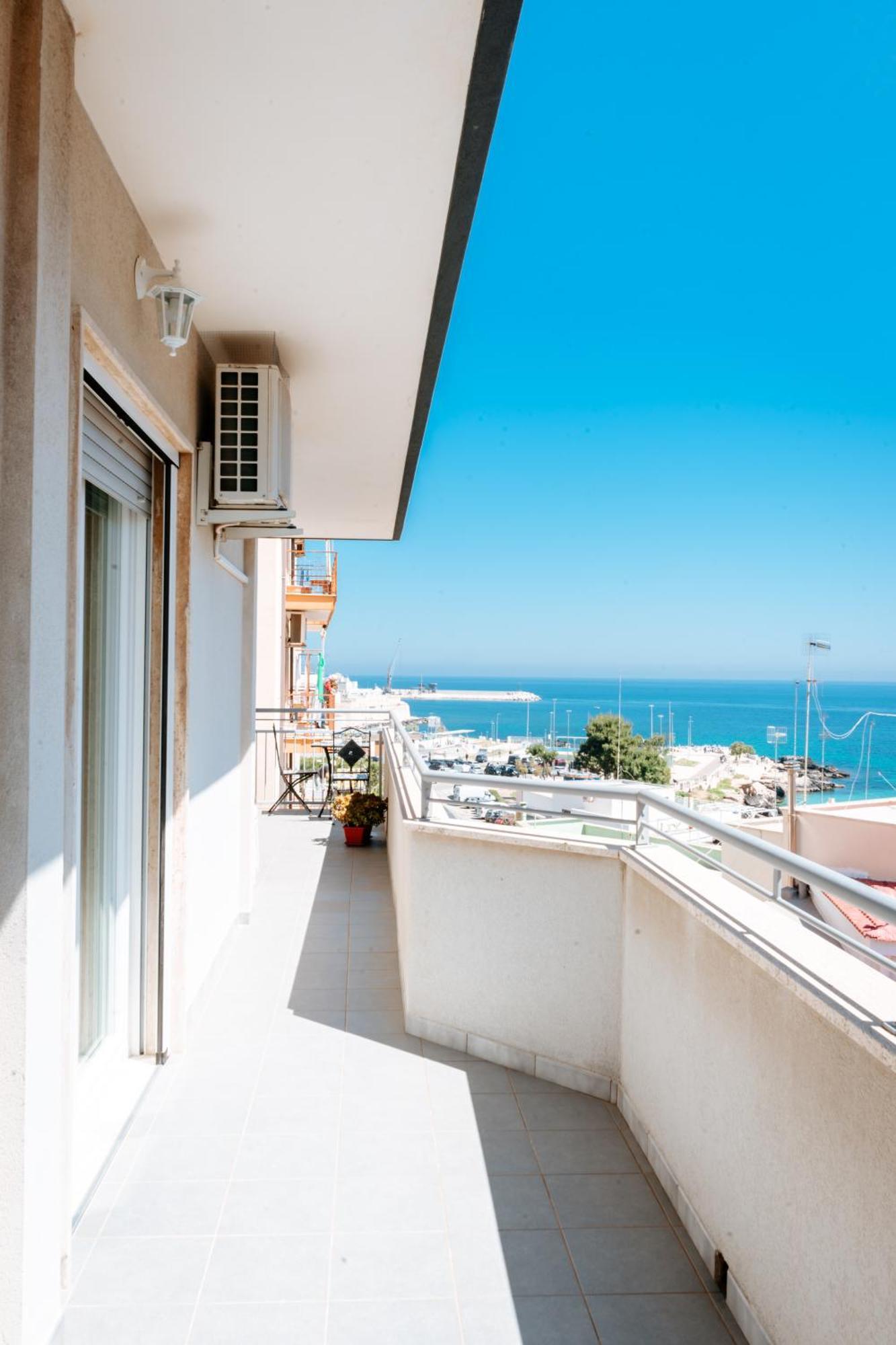 Donna Apollonia Home Holiday Monopoli Bagian luar foto